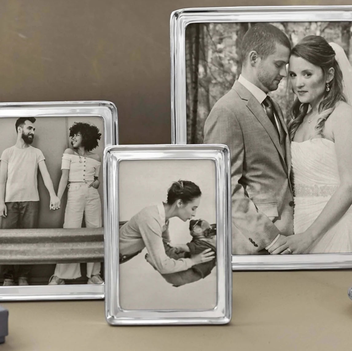 Mariposa signature 4x6 picture frame